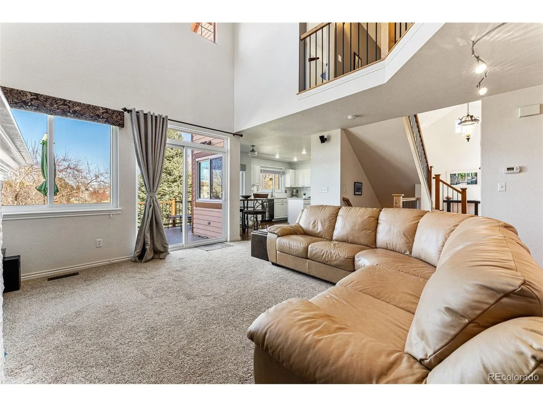 Photo of 3923 Hawthorne Cir