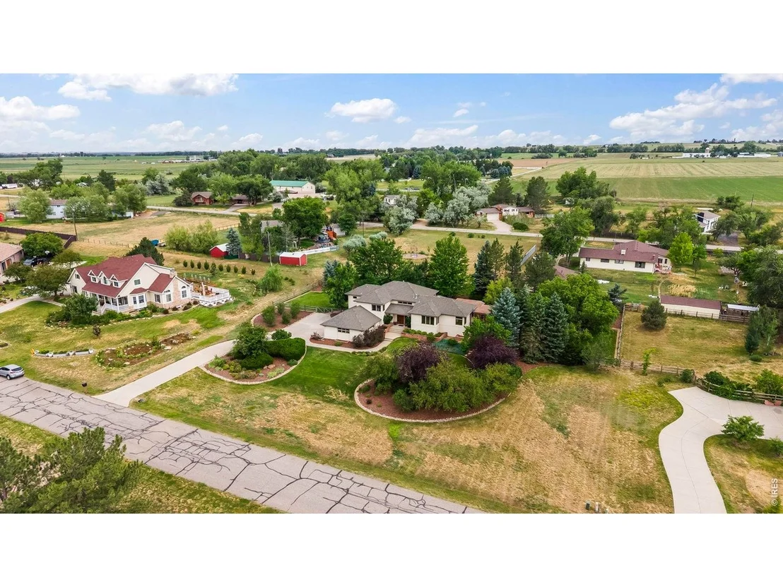 Photo of 7542 Crestview Dr