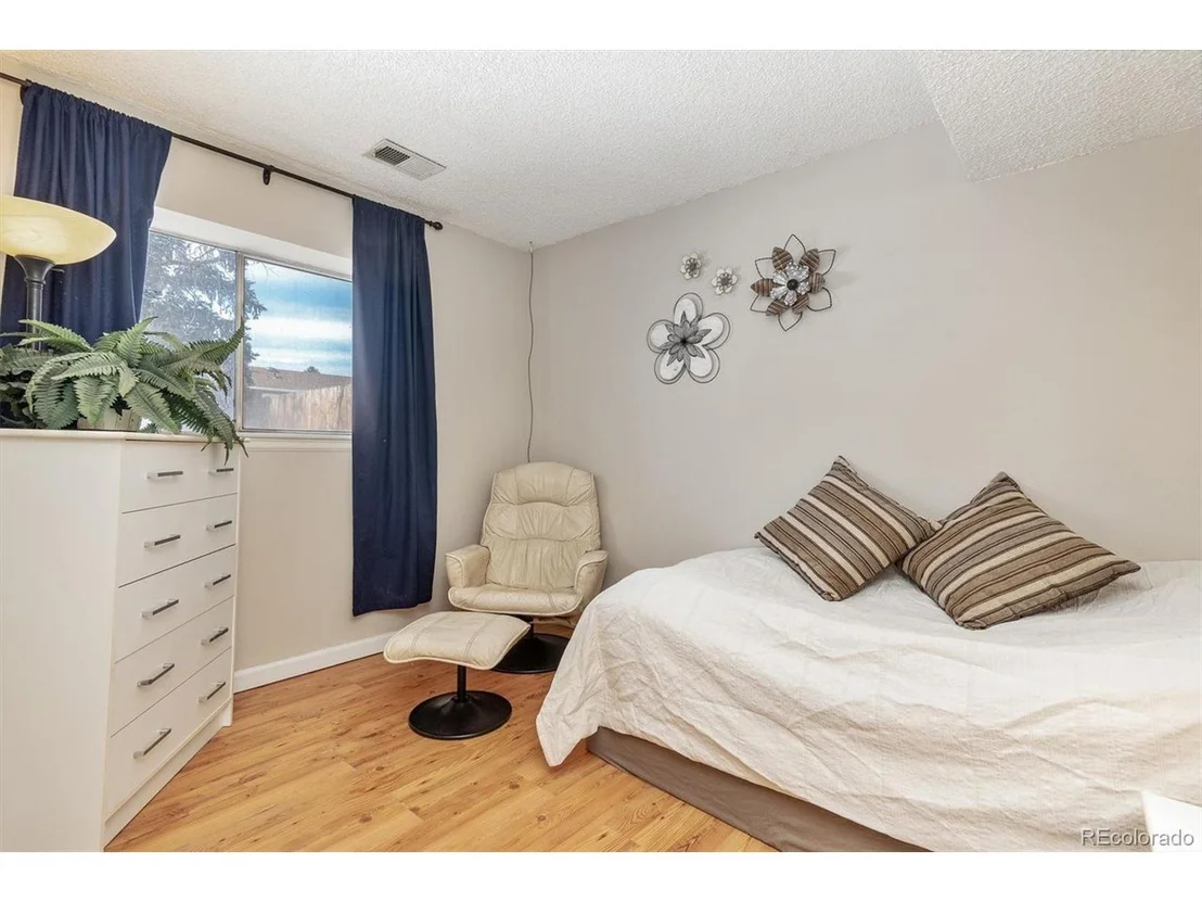 Photo of 1001 Harrison Dr