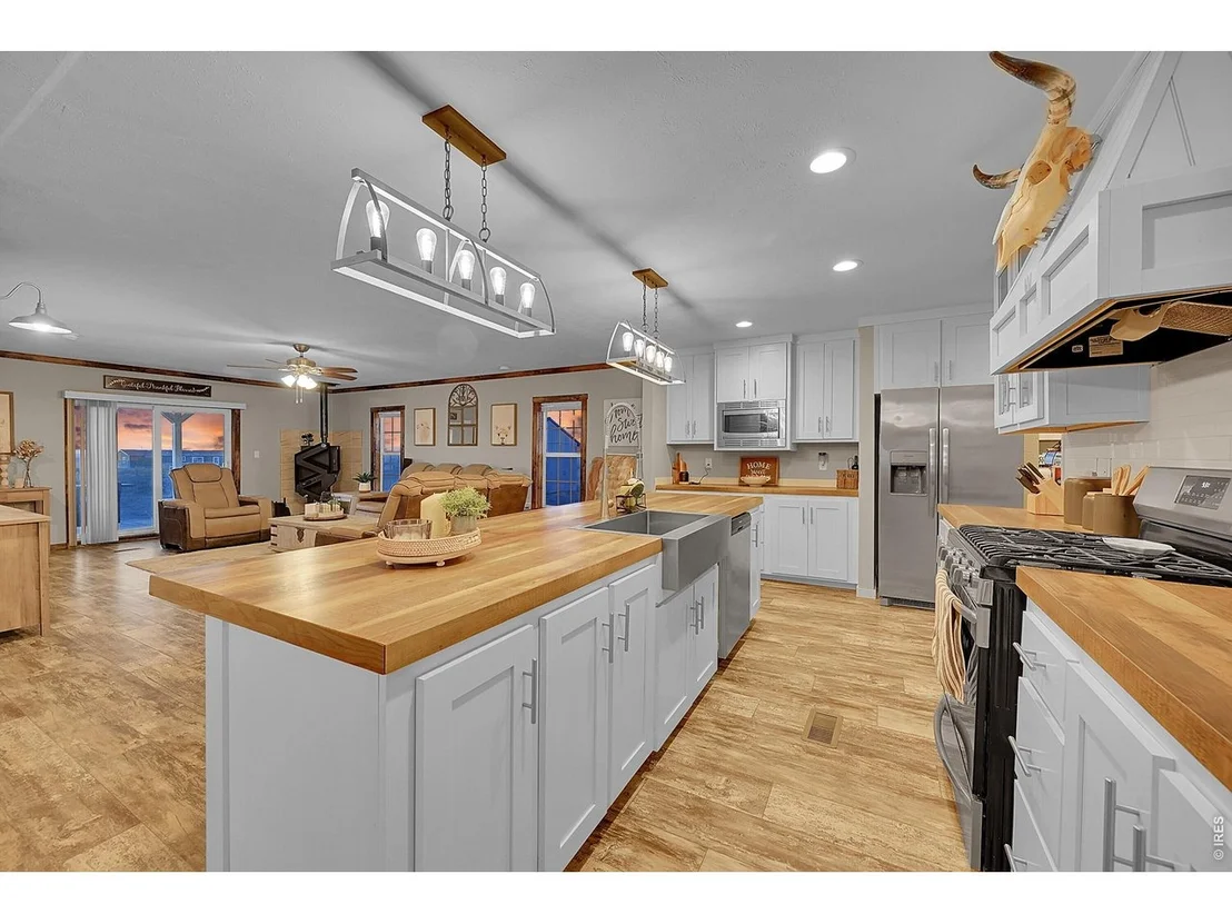 Photo of 41219 County Road 84