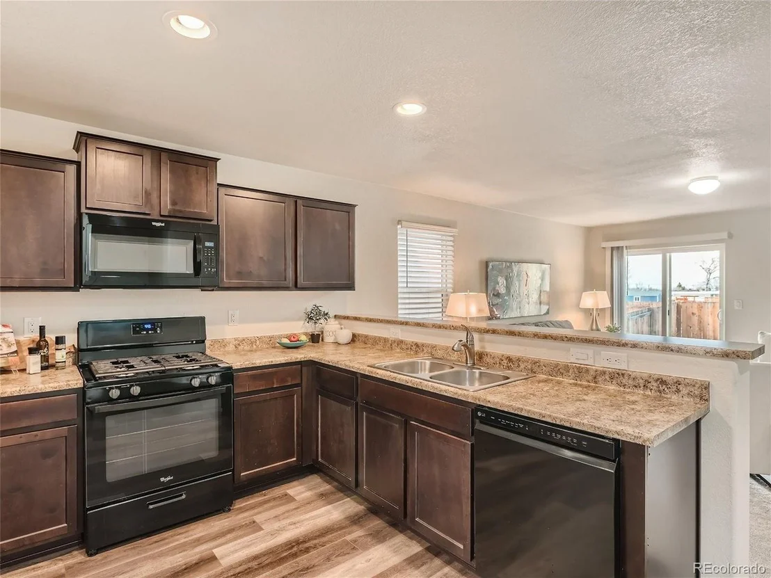 Photo of 47361 Lily Ave