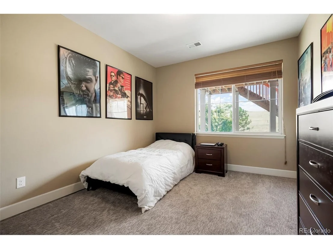 Photo of 6040 Clover Ridge Cir