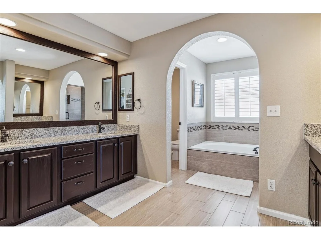 Photo of 22495 Golfview Ln