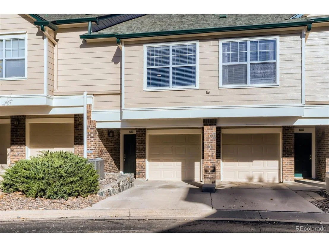 Photo of 1875 Spaulding Cir