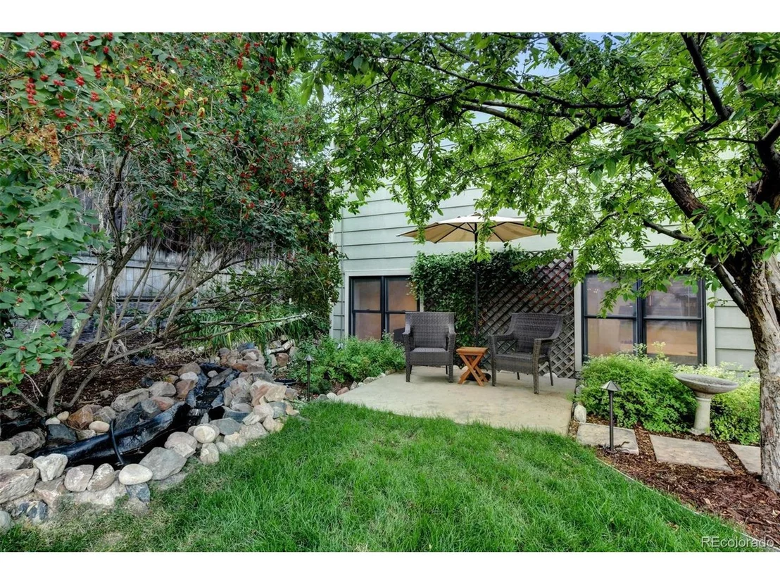 Photo of 1719 Mapleton Ave