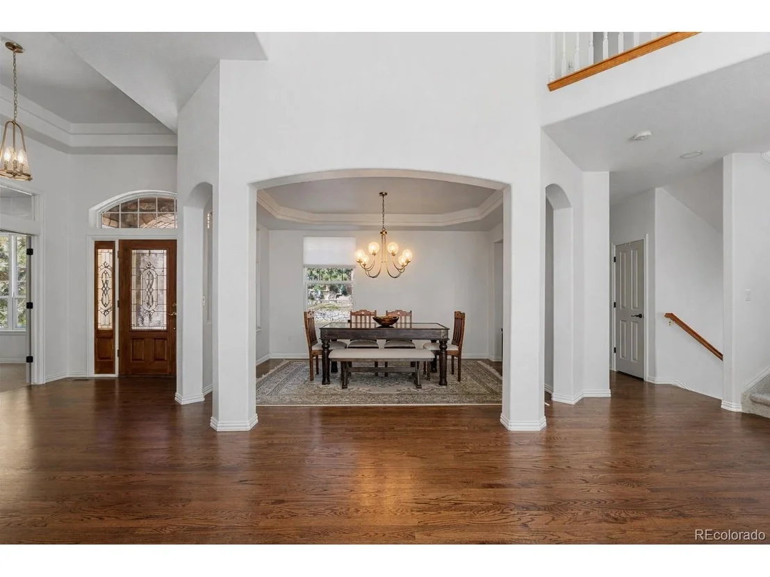 Photo of 952 Greenridge Ln