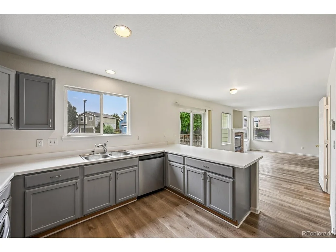 Photo of 1058 Oriole Cir