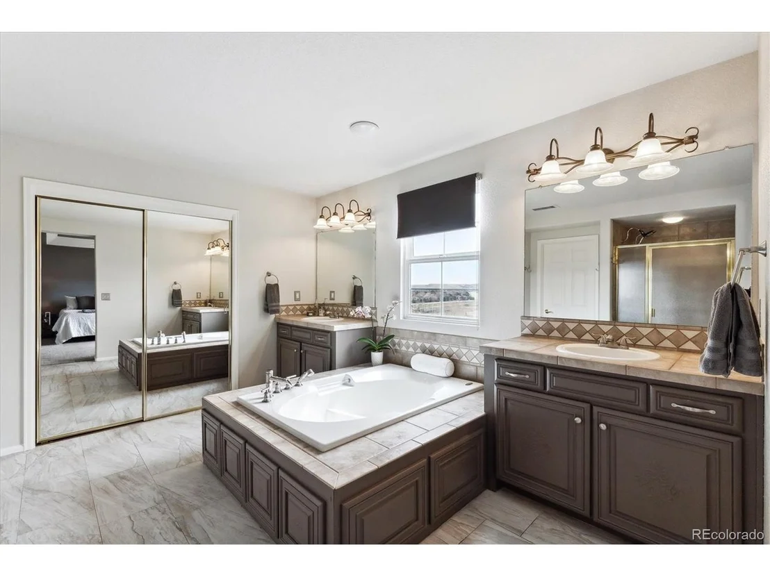 Photo of 10622 Briarglen Cir