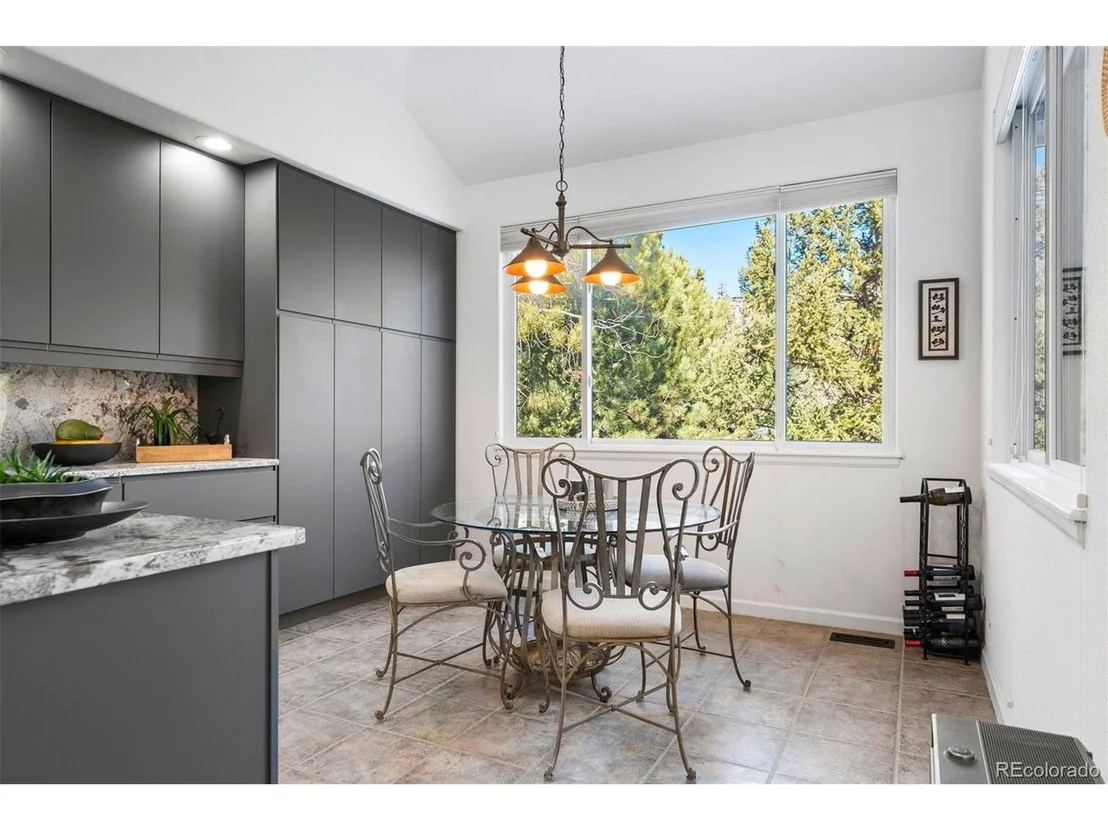 Photo of 31415 Forestland Dr