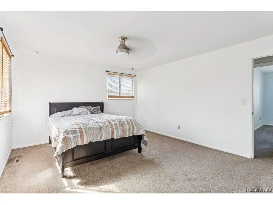 Photo of 16976 E Progress Cir S
