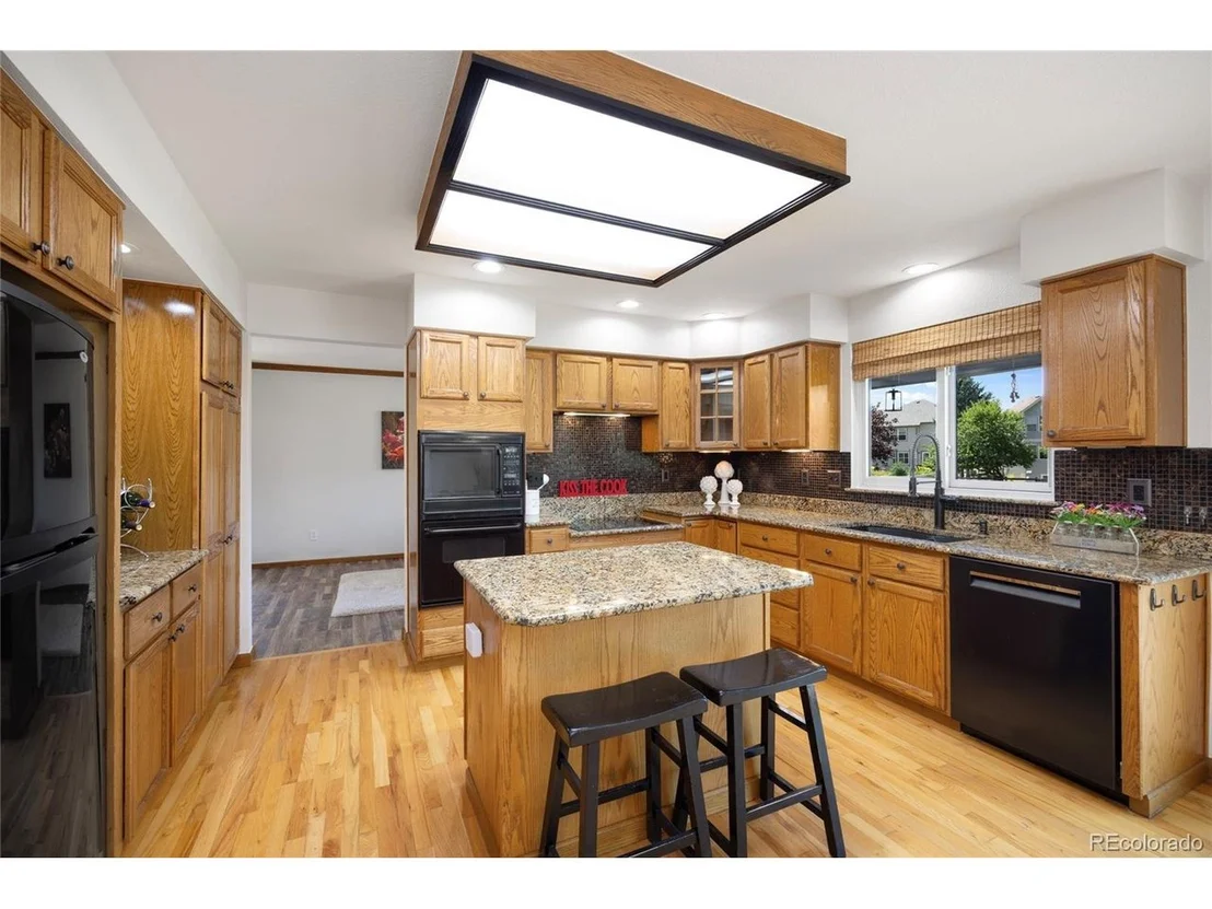 Photo of 1104 Ridgeview Cir