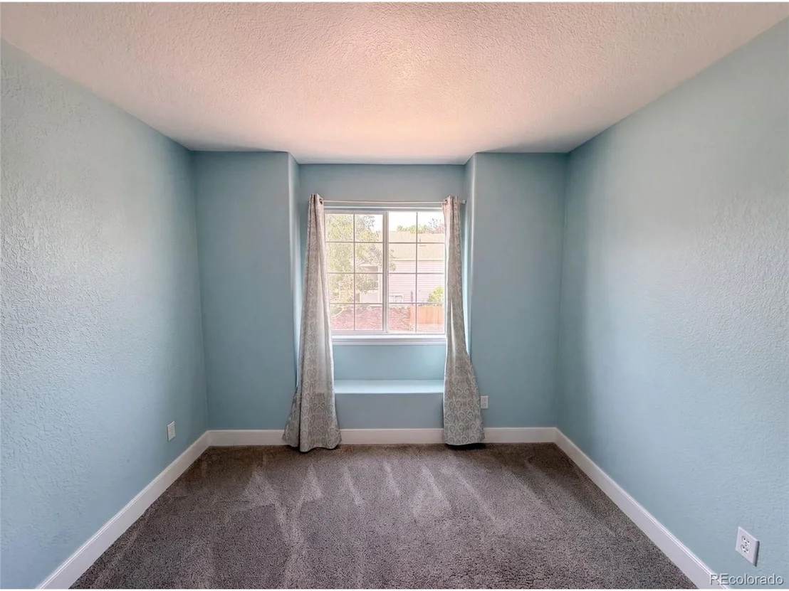 Photo of 9624 Crosspointe Dr