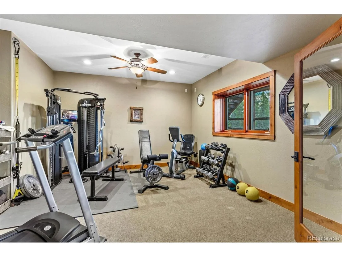 Photo of 657 Stagecoach Dr