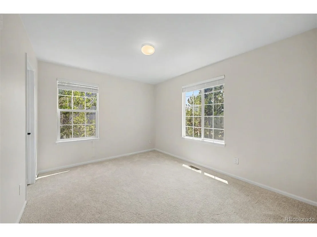 Photo of 2829 Breezy Ln