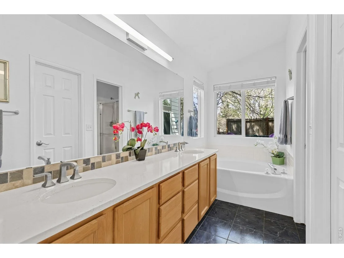 Photo of 657 Nelson Park Dr
