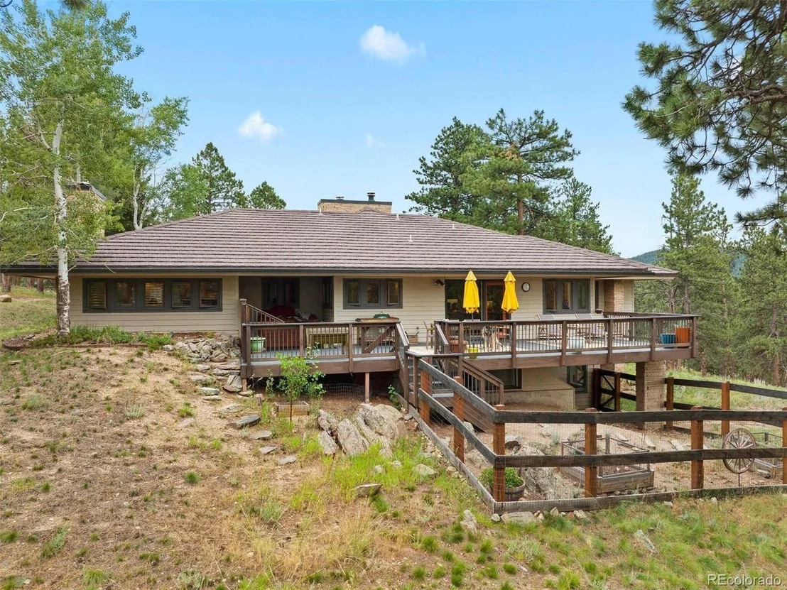 Photo of 2397 Daisy Ln
