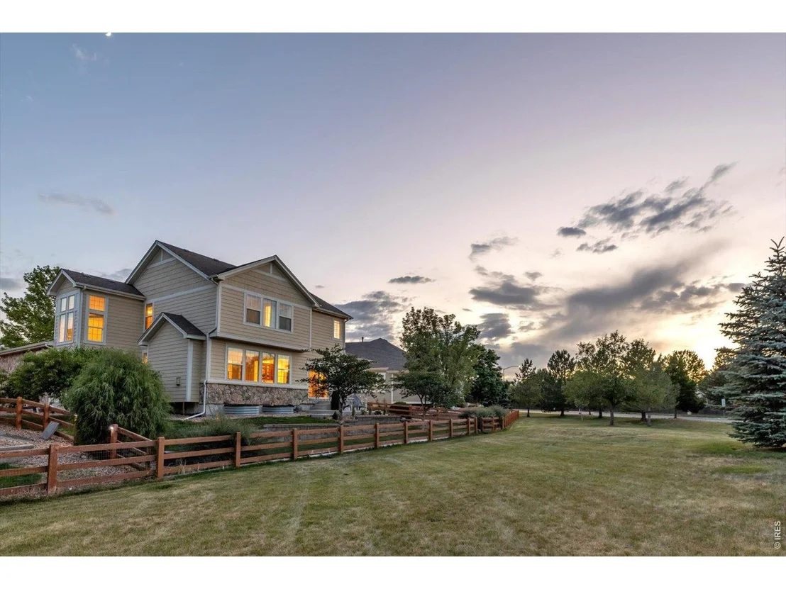Photo of 4786 Rabbit Mountain Rd