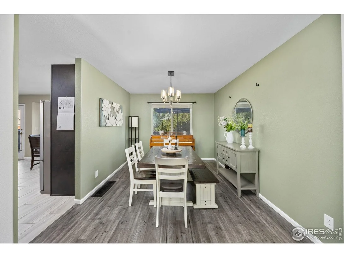 Photo of 13311 Pearl Cir
