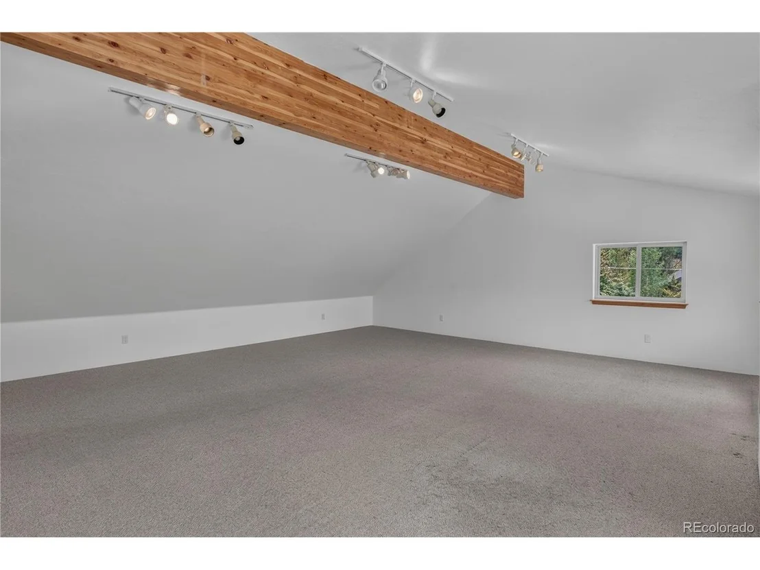 Photo of 214 Mountain View Trl