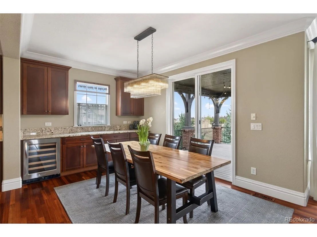 Photo of 479 Maplehurst Dr