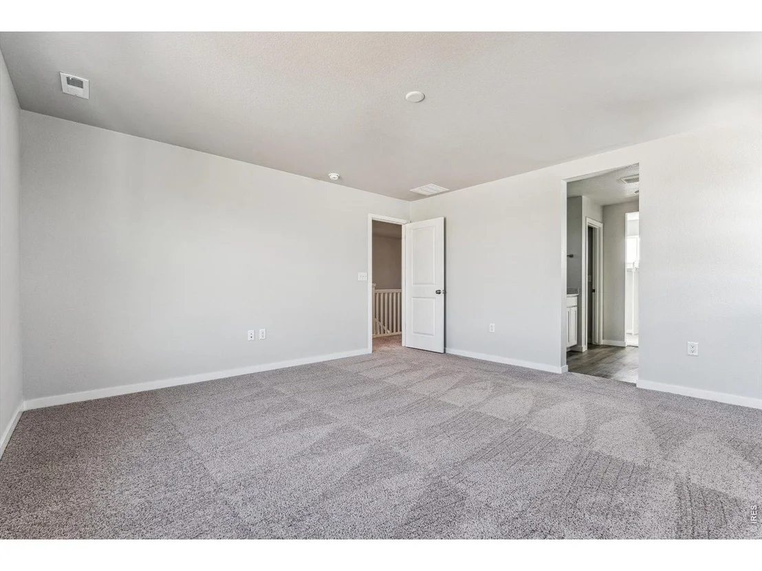 Photo of 814 Kettlepond Way