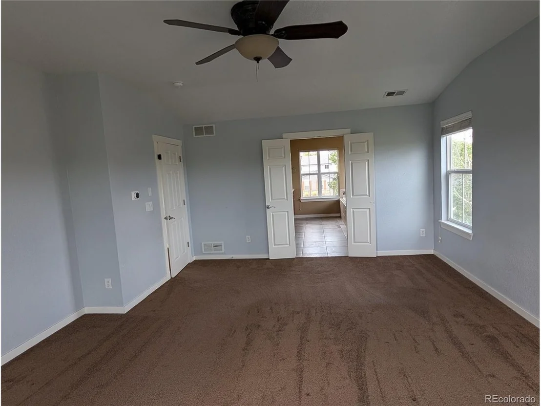 Photo of 4590 Pleasant Valley Cir