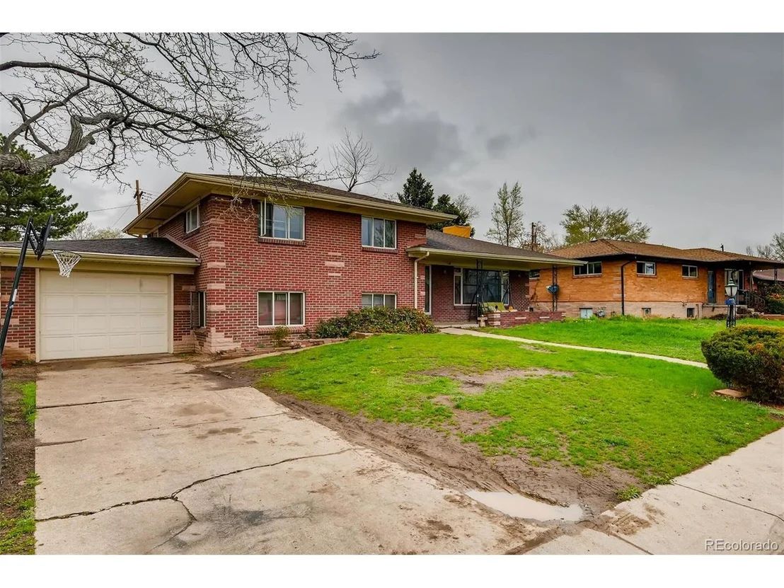Photo of 7871 Crestview Ln