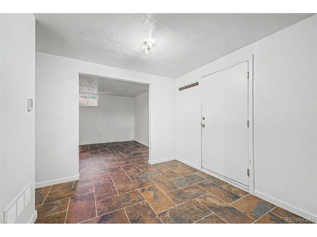 Photo of 2301 S County Road 23e