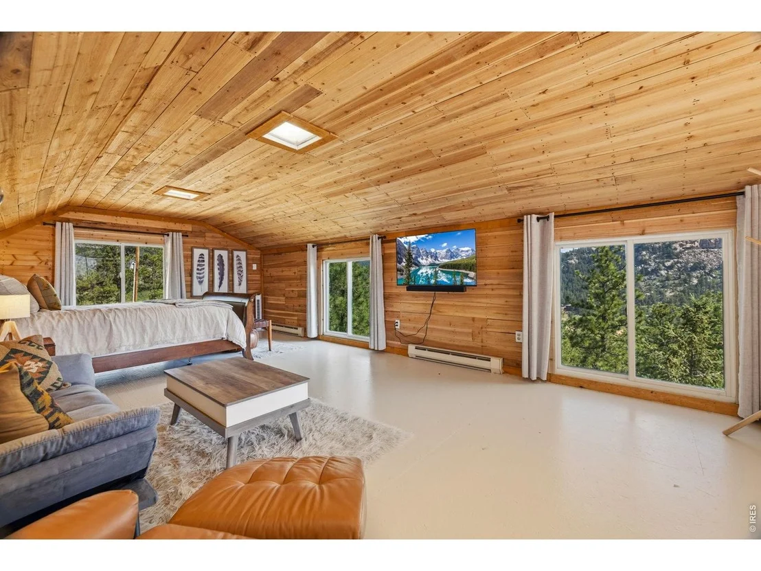 Photo of 128 Elk Rd