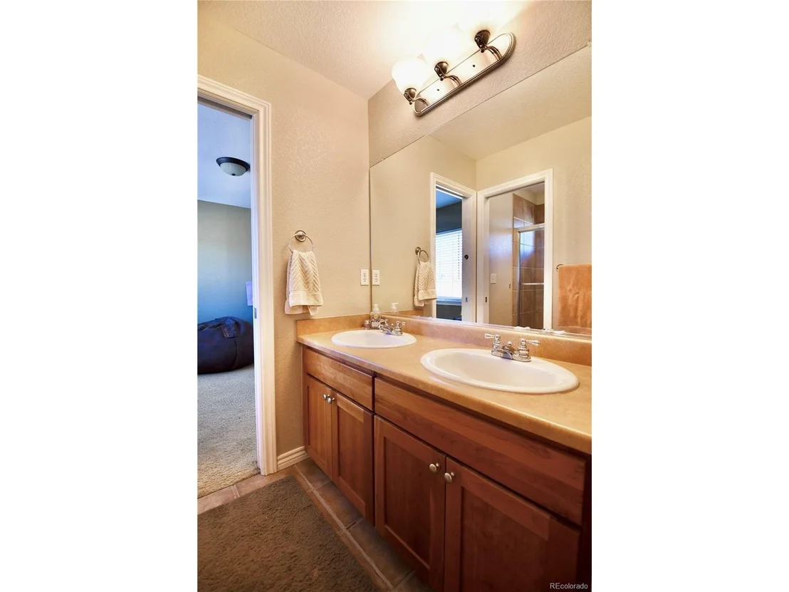 Photo of 15846 W 74th Pl