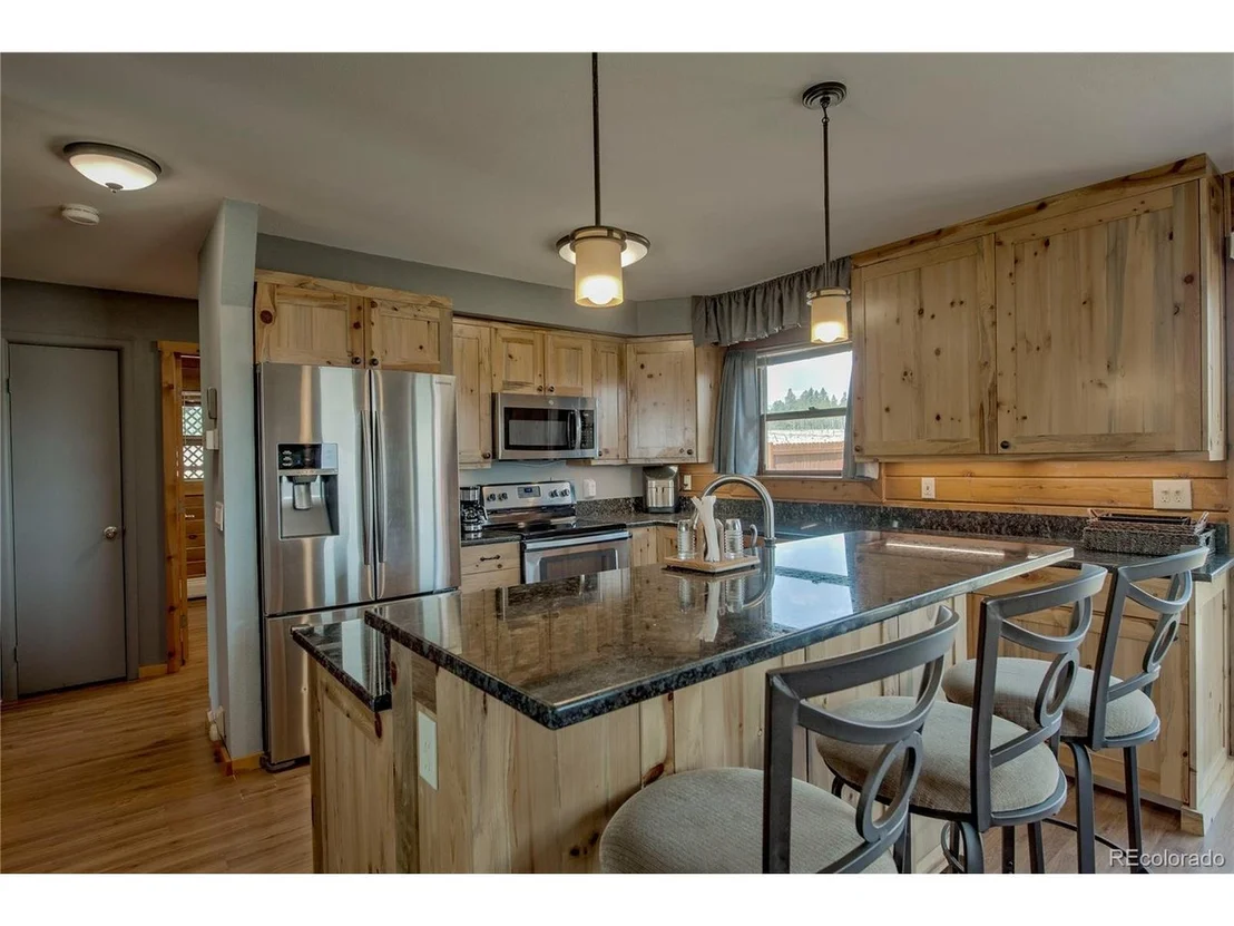Photo of 653 Vine Rd