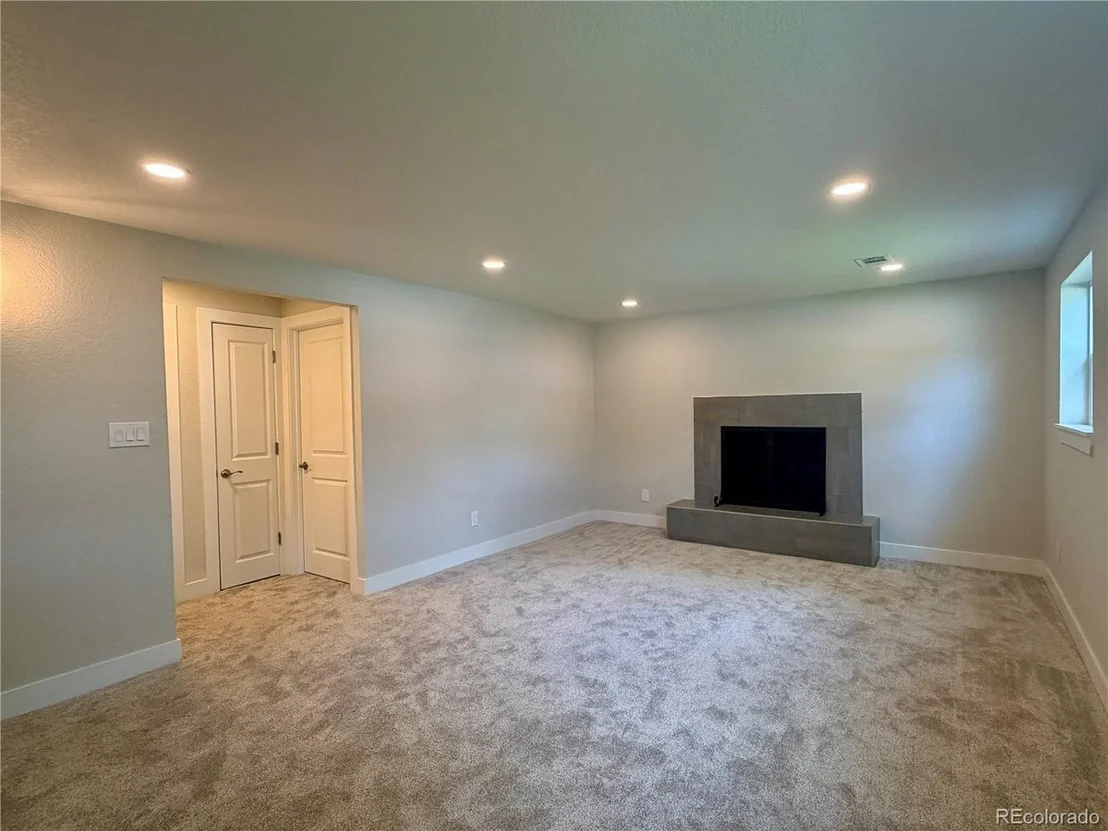 Photo of 6962 Ingalls St