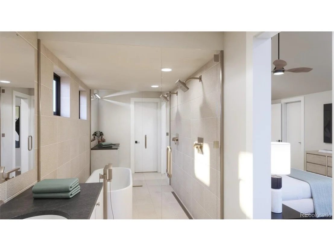 Photo of 1040 Locust Ave