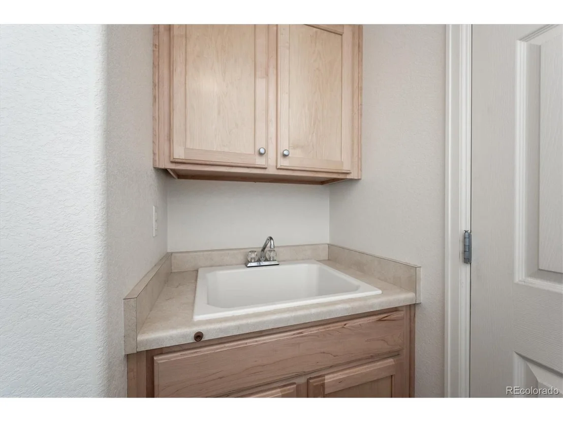 Photo of 3047 Windridge Cir