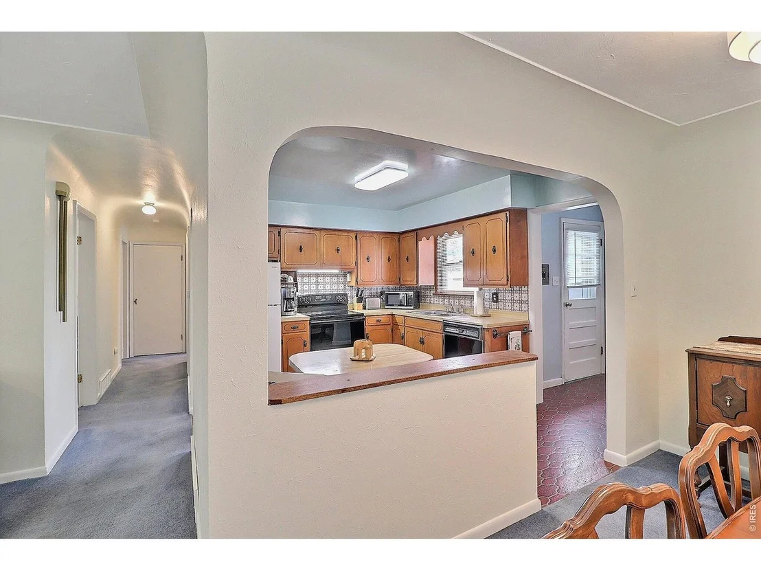 Photo of 3001 Sunset Dr