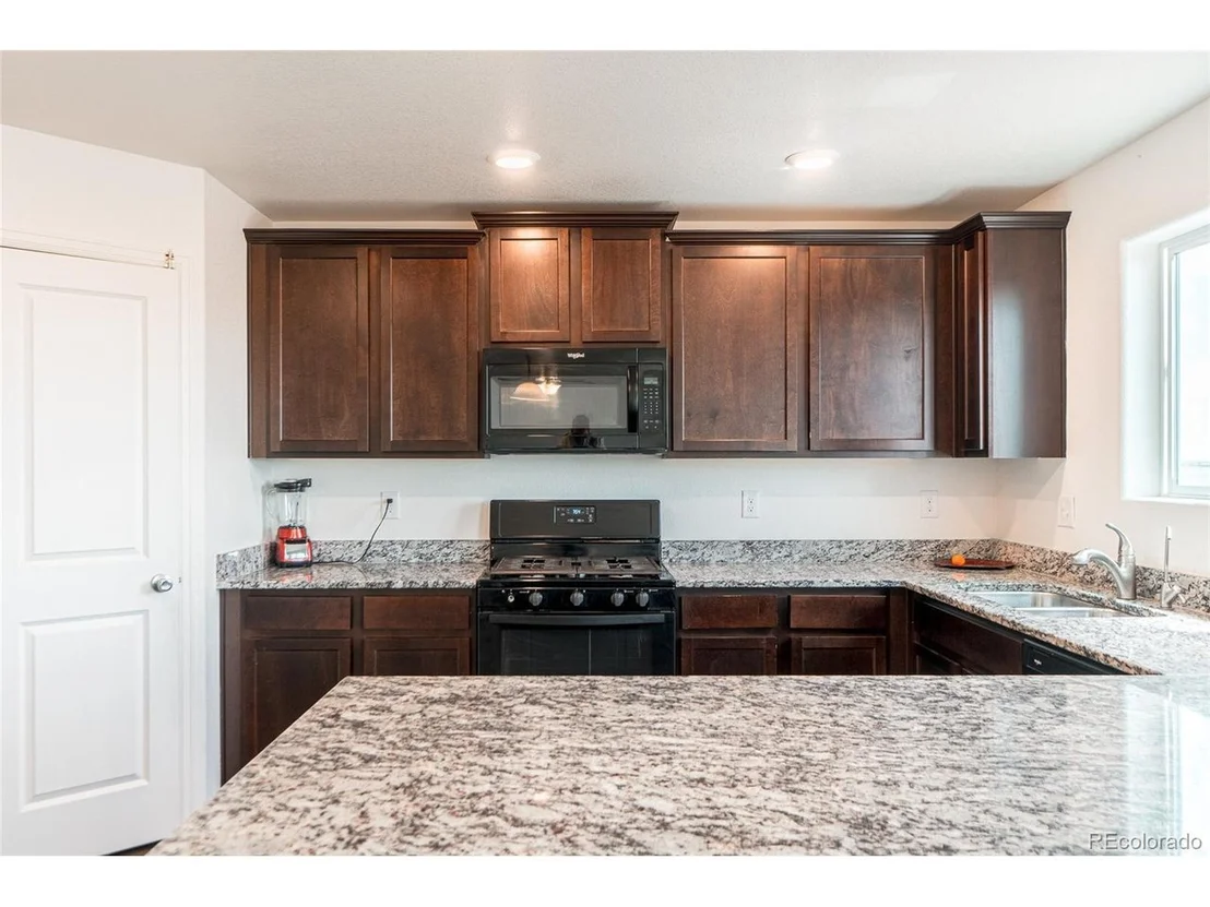 Photo of 47336 Lilac Ave