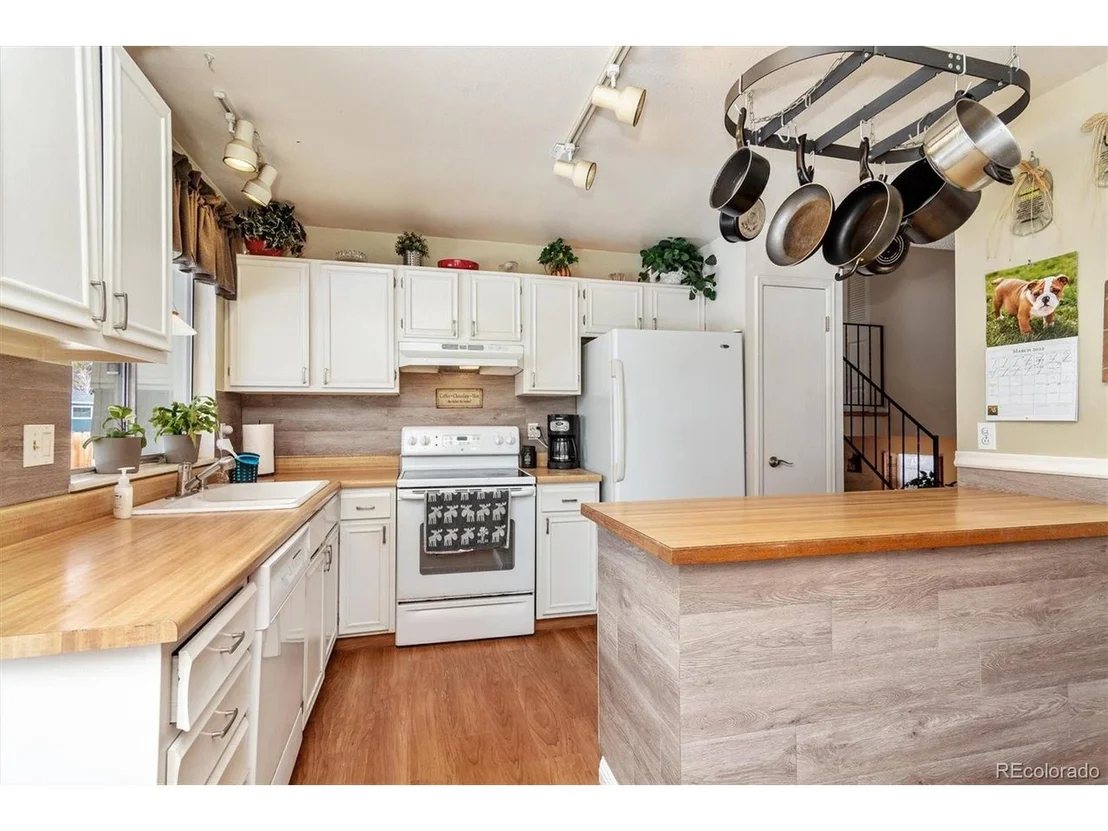 Photo of 1001 Harrison Dr