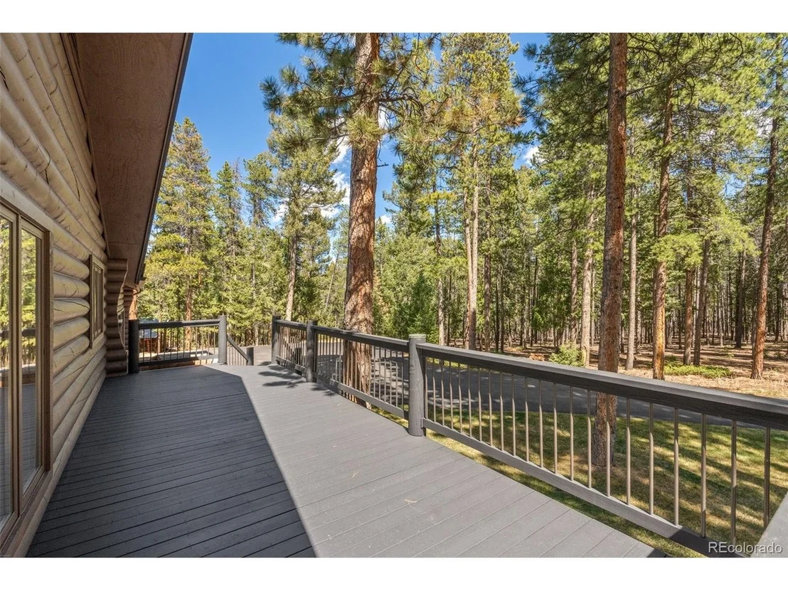 Photo of 23550 Pleasant Park Rd