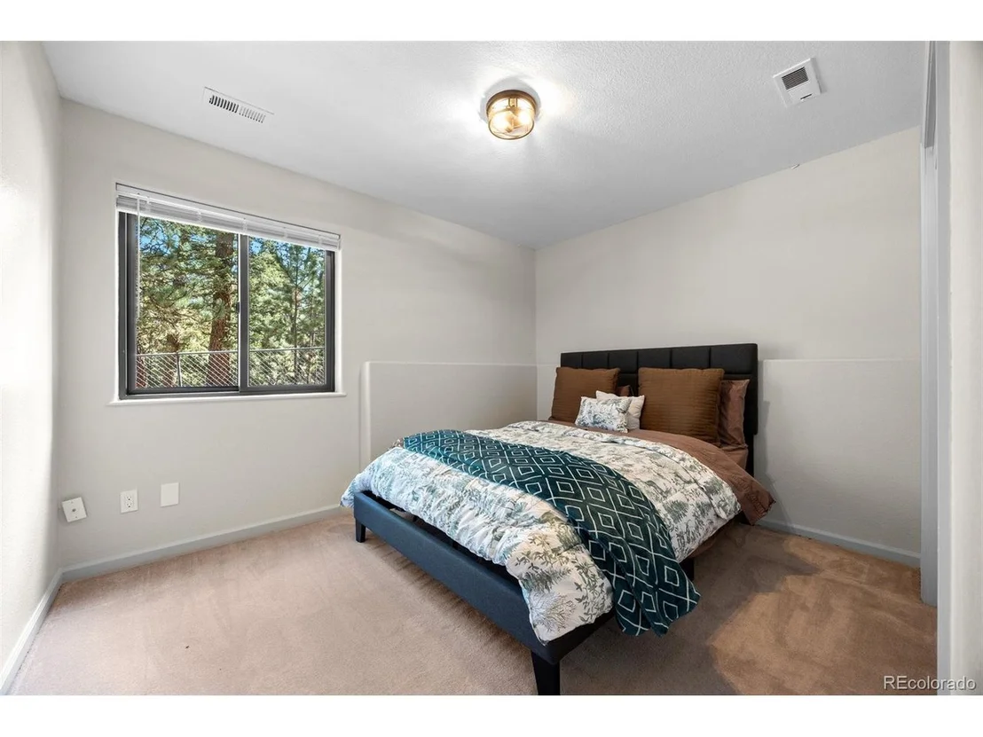 Photo of 55 Sleepy Hollow Dr