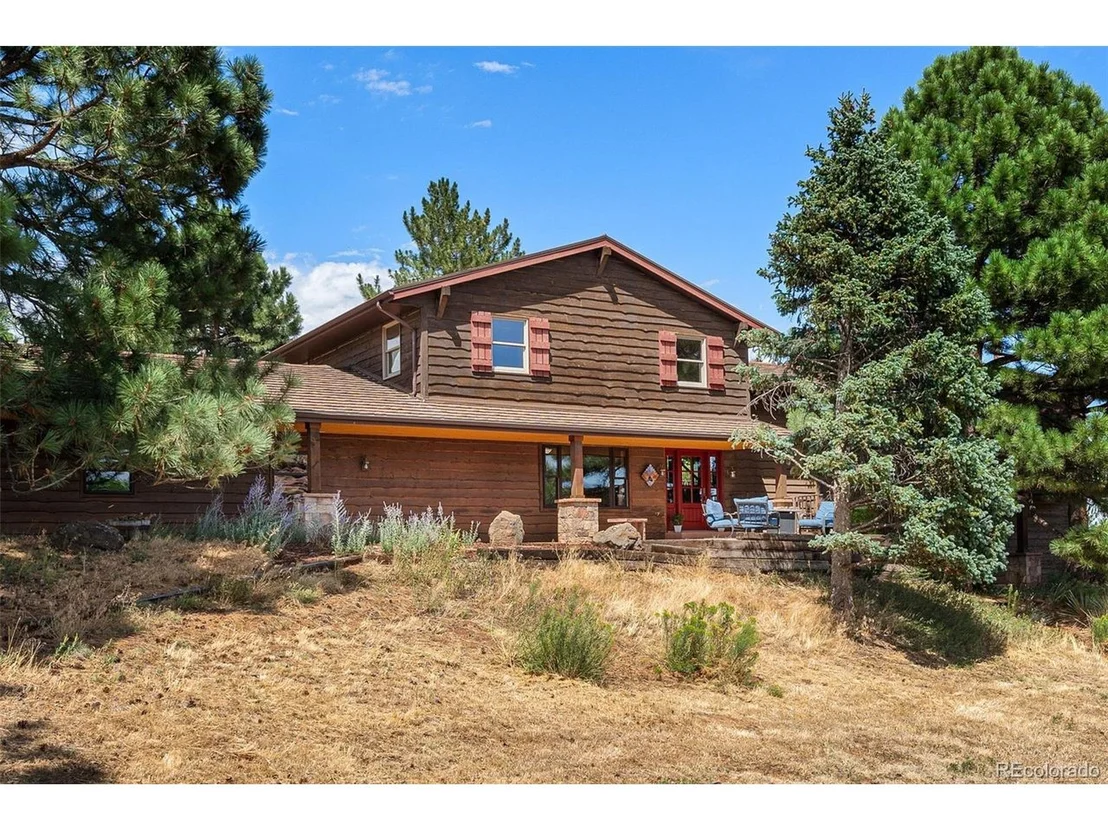 Photo of 15685 Cedarbrook Dr