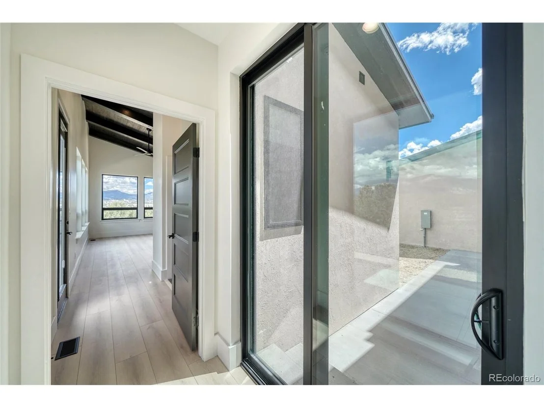 Photo of 10339 Outpost Ln