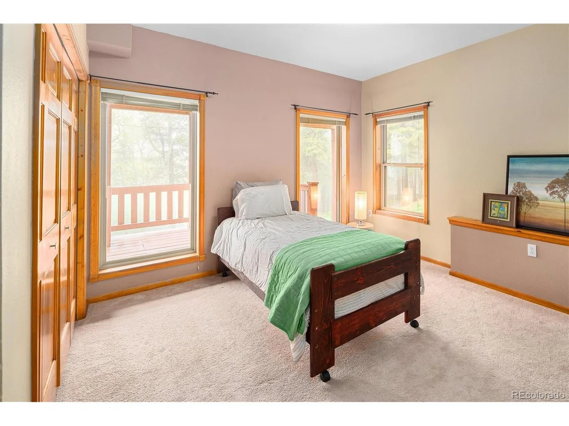 Photo of 11163 Conifer Mountain Rd