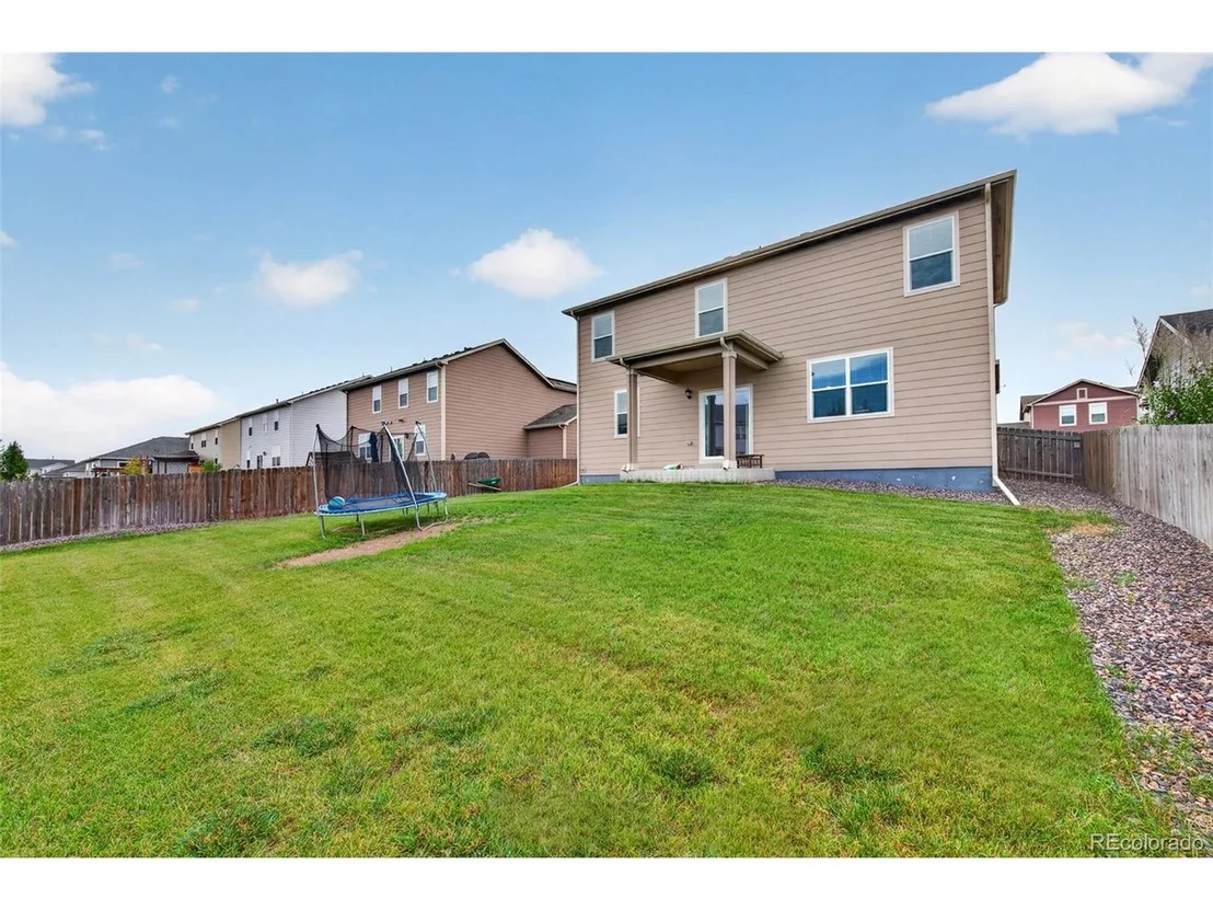 Photo of 914 Charlton Dr