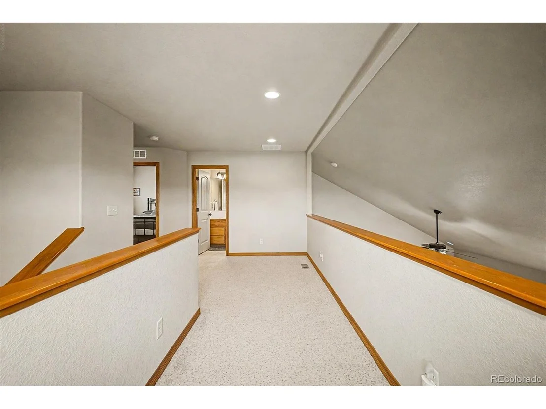 Photo of 652 Sundance Dr