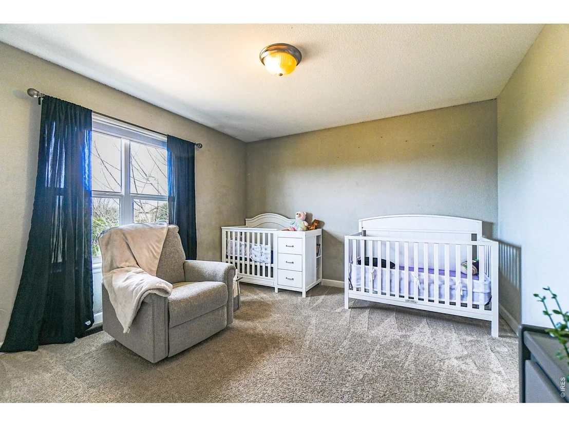 Photo of 3938 Vale View Ln