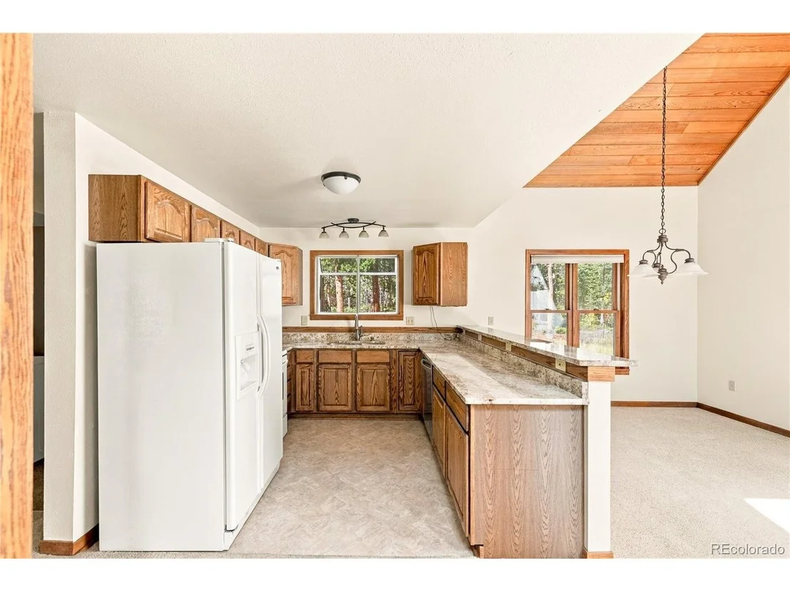 Photo of 211 Cedar Way