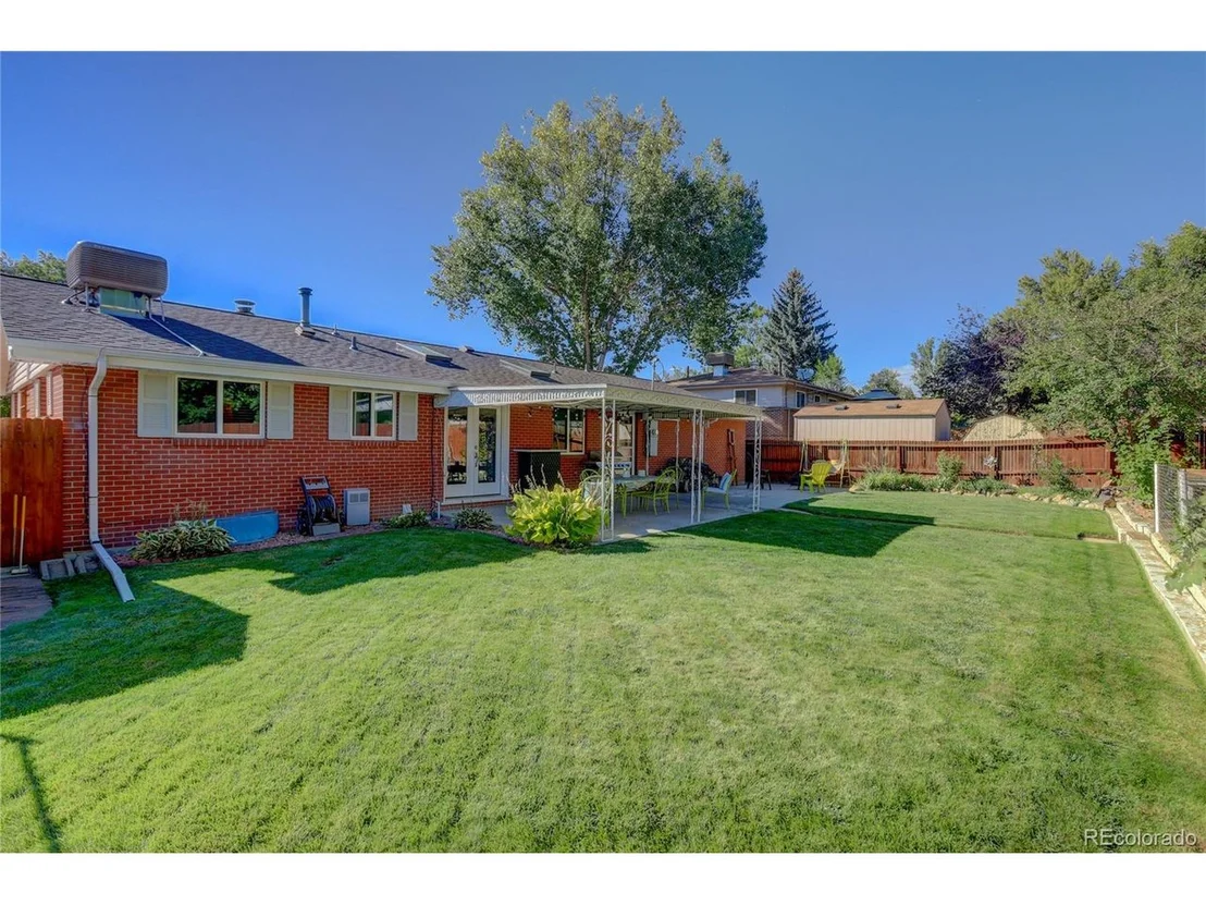 Photo of 6552 Iris St