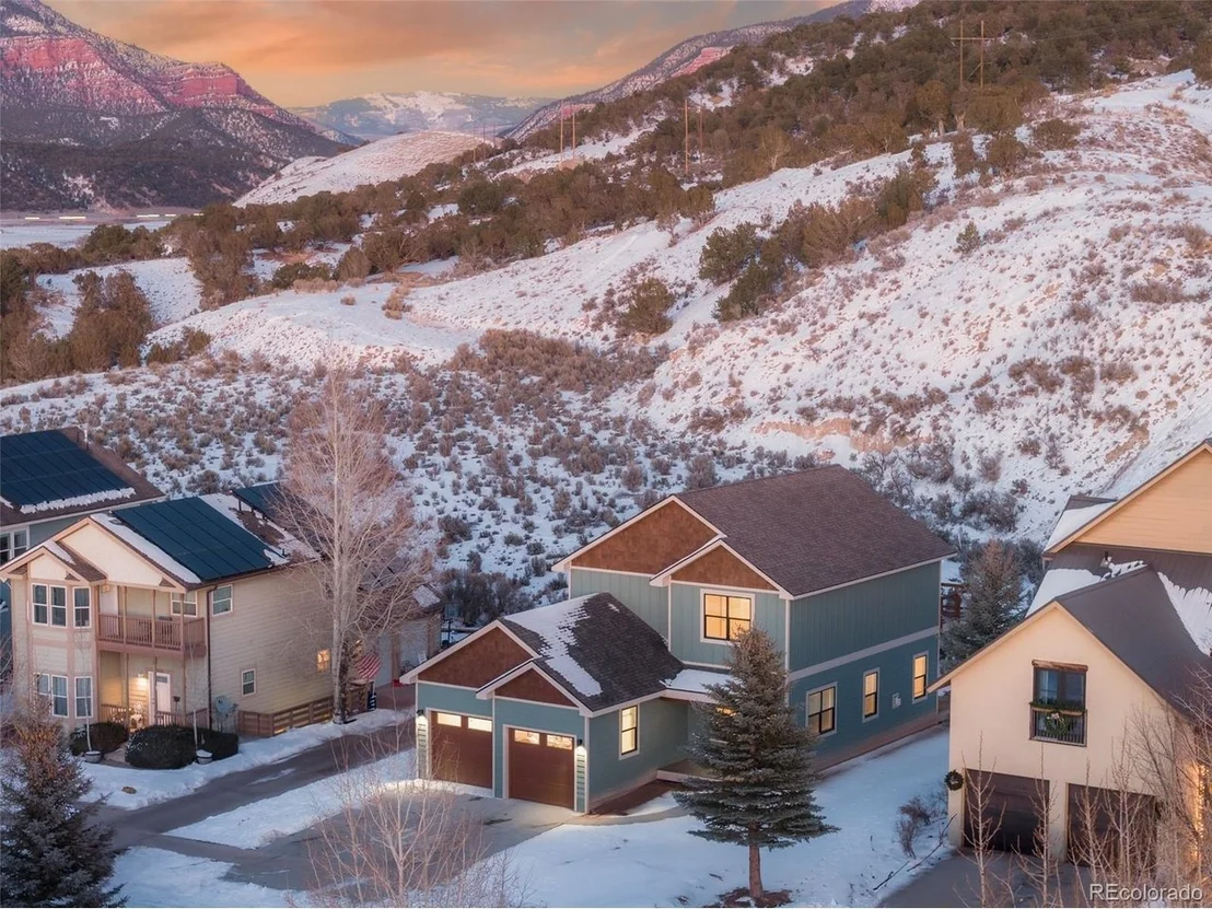 Photo of 378 Bluffs Dr