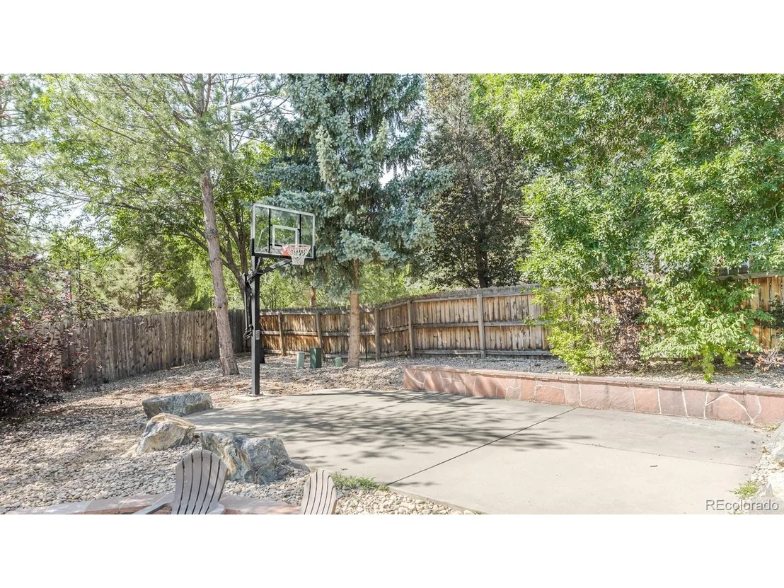 Photo of 1991 Estabrook Way