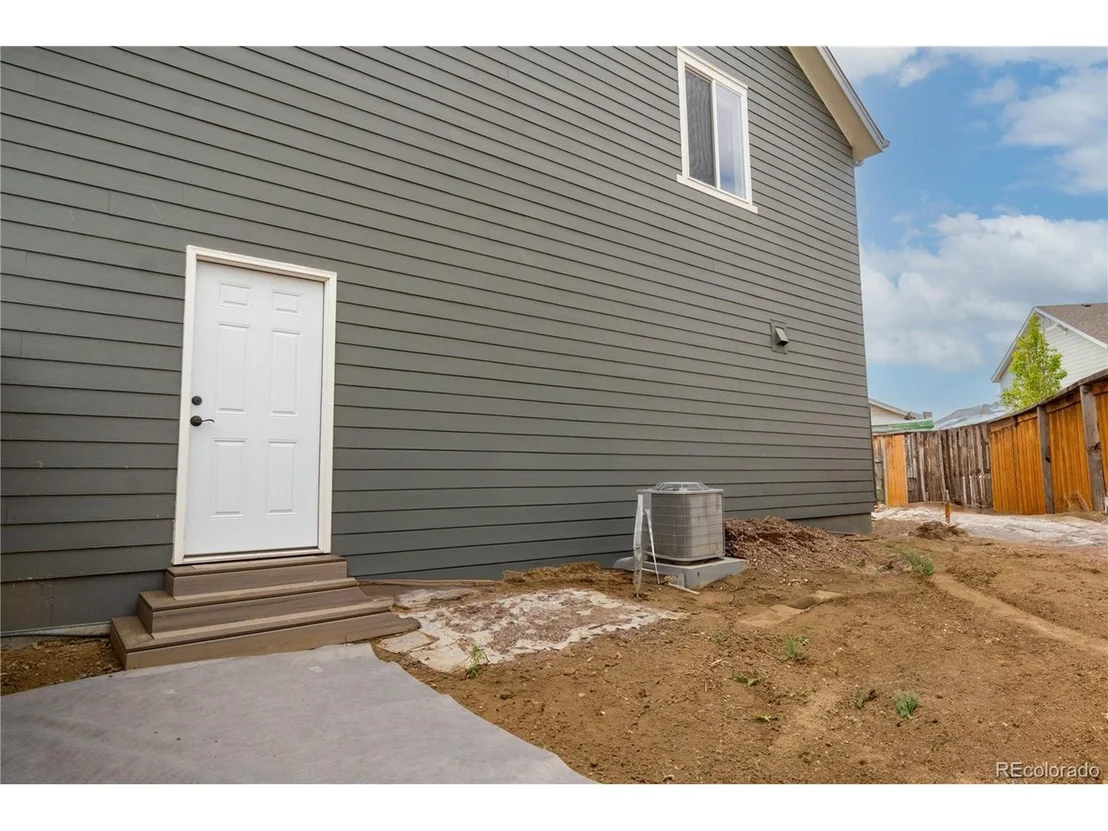 Photo of 643 Ranchhand Dr
